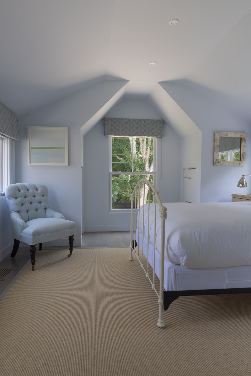 Photo of construction by Ronald Webb Builder.